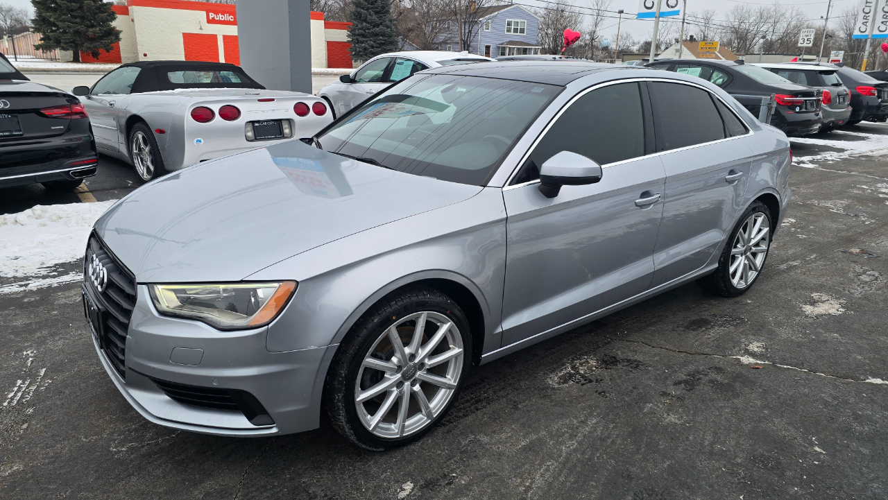 Audi A3 2.0T Premium Sedan quattro S tronic 2015