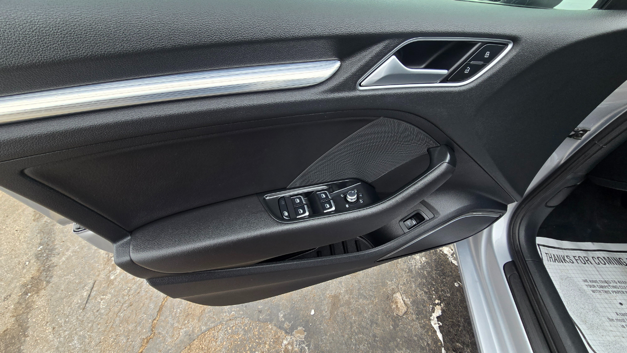 Audi A3 2.0T Premium Sedan quattro S tronic 2015