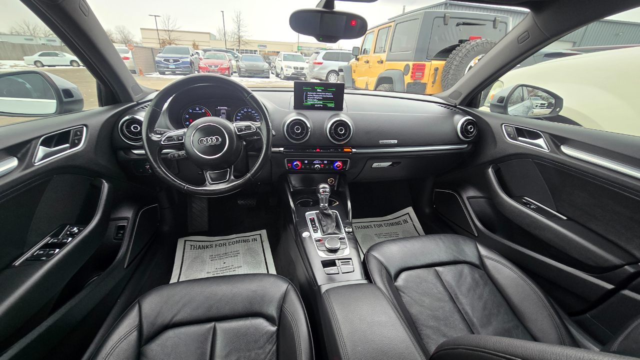 Audi A3 2.0T Premium Sedan quattro S tronic 2015