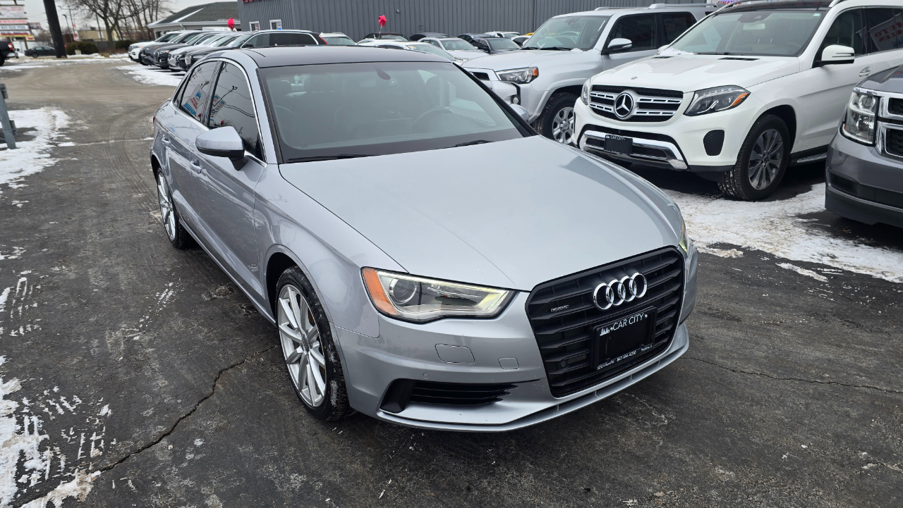 Audi A3 2.0T Premium Sedan quattro S tronic 2015