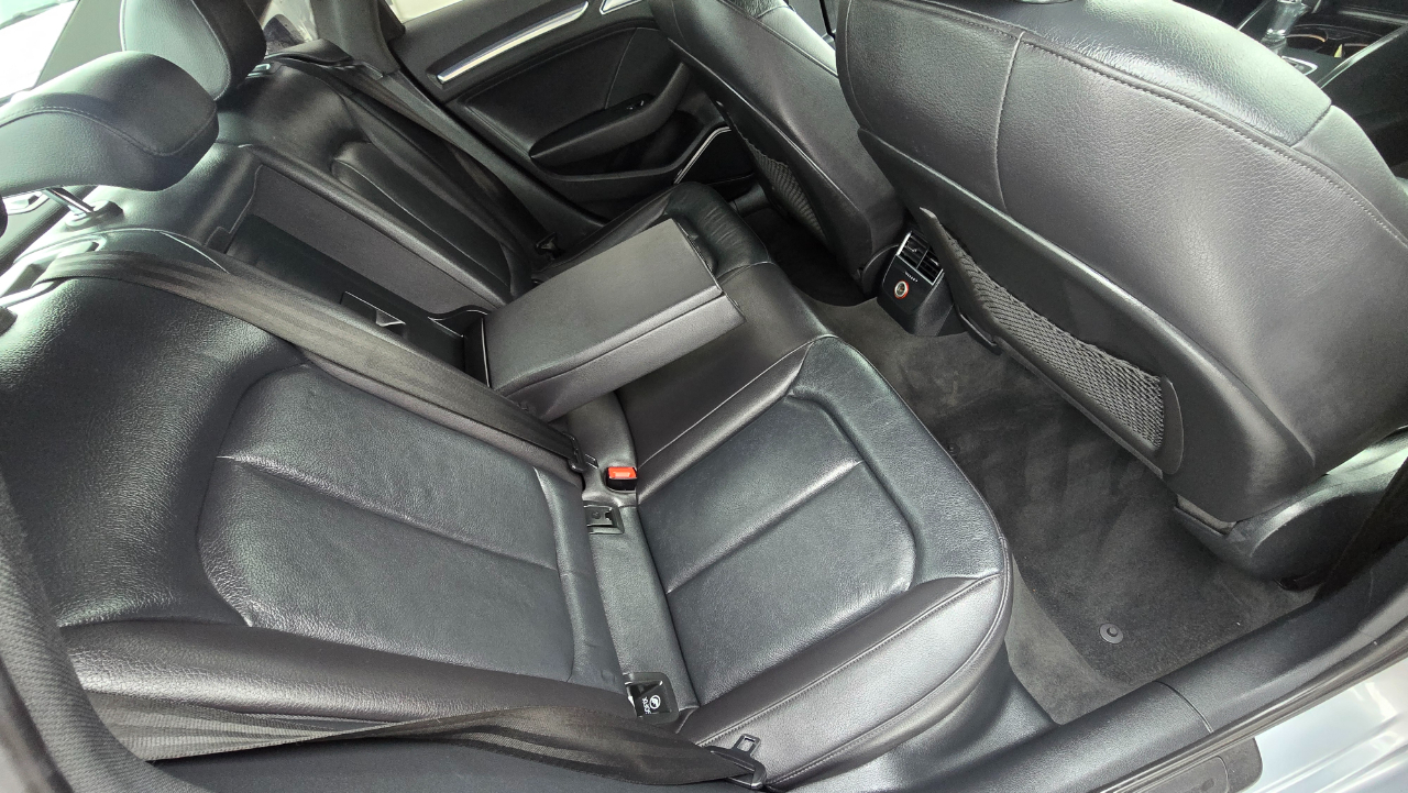 Audi A3 2.0T Premium Sedan quattro S tronic 2015