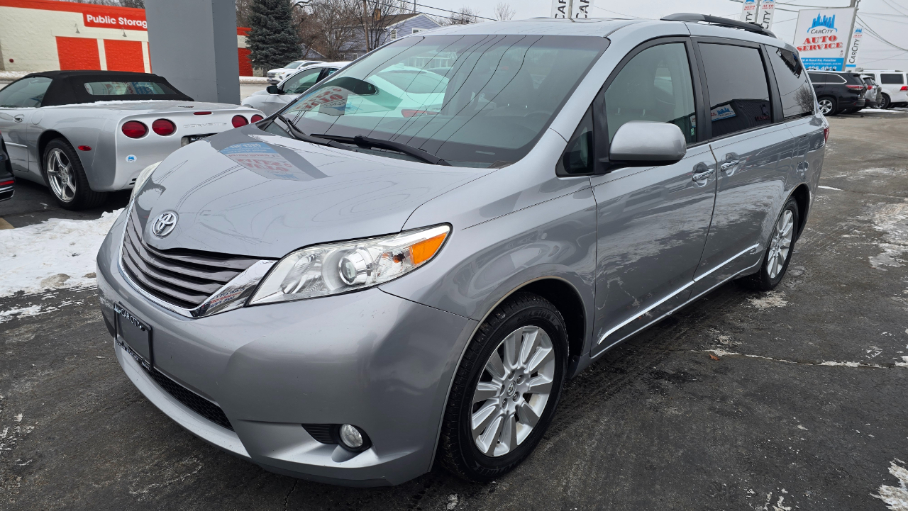 Toyota Sienna Limited AWD 7-Passenger V6 2015