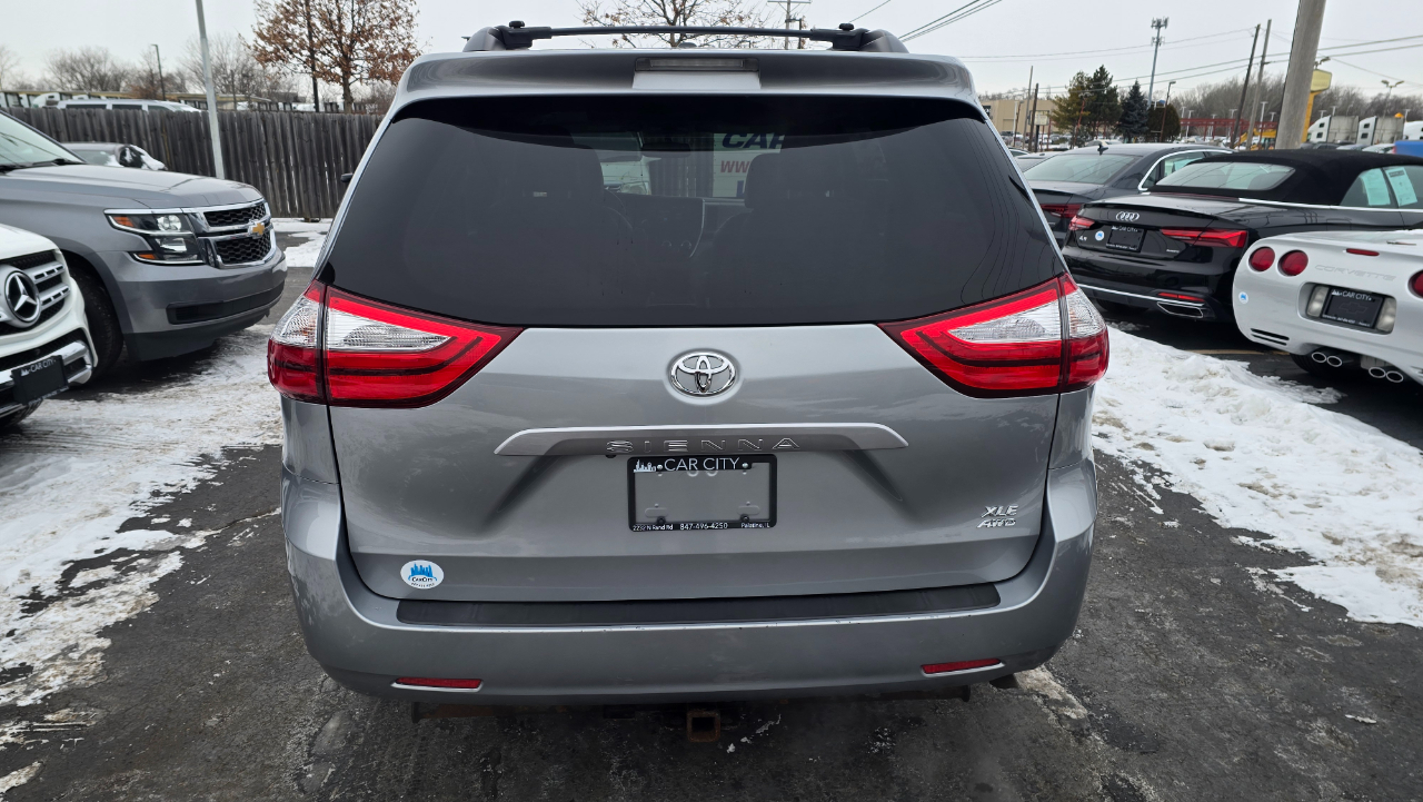 Toyota Sienna Limited AWD 7-Passenger V6 2015