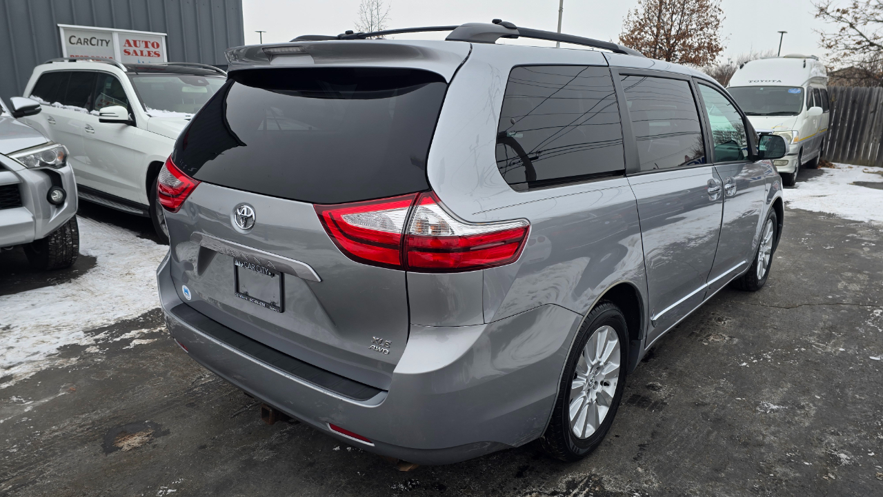 Toyota Sienna Limited AWD 7-Passenger V6 2015