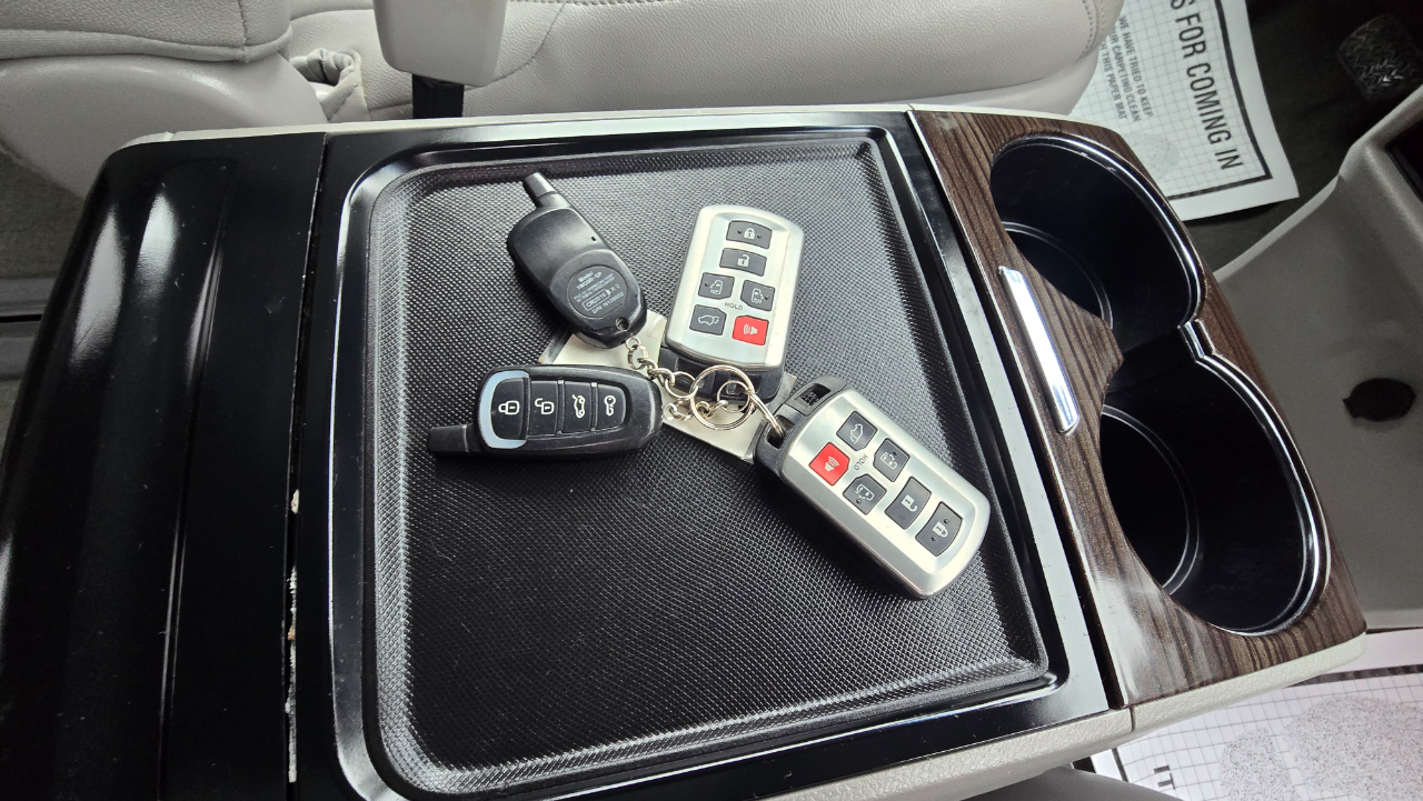 Toyota Sienna Limited AWD 7-Passenger V6 2015