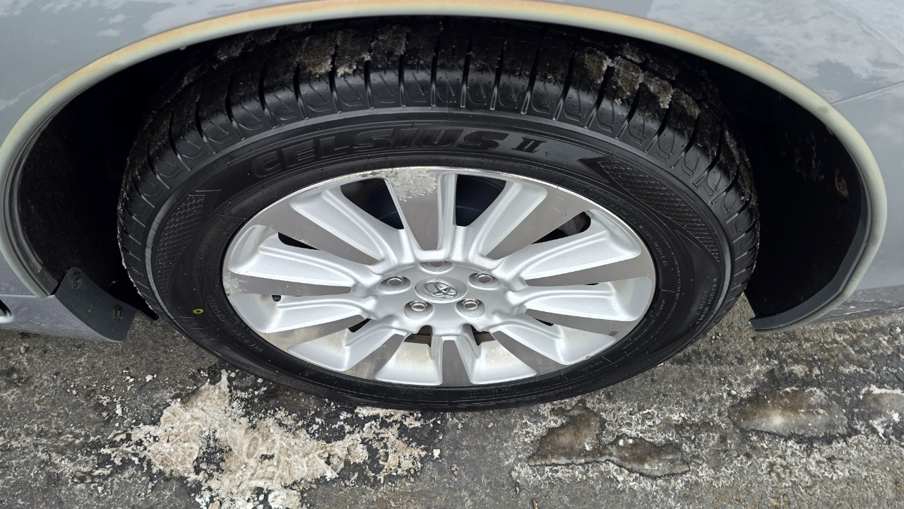 Toyota Sienna Limited AWD 7-Passenger V6 2015