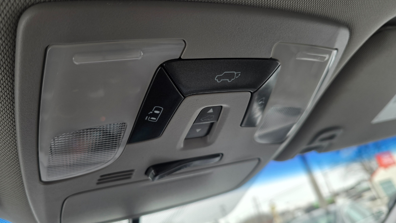 Toyota Sienna Limited AWD 7-Passenger V6 2015