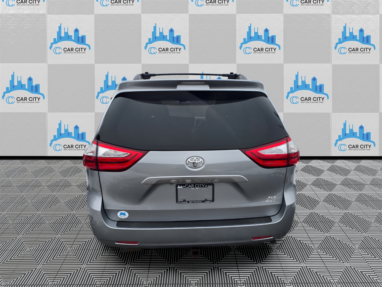 Toyota Sienna Limited AWD 7-Passenger V6 2015