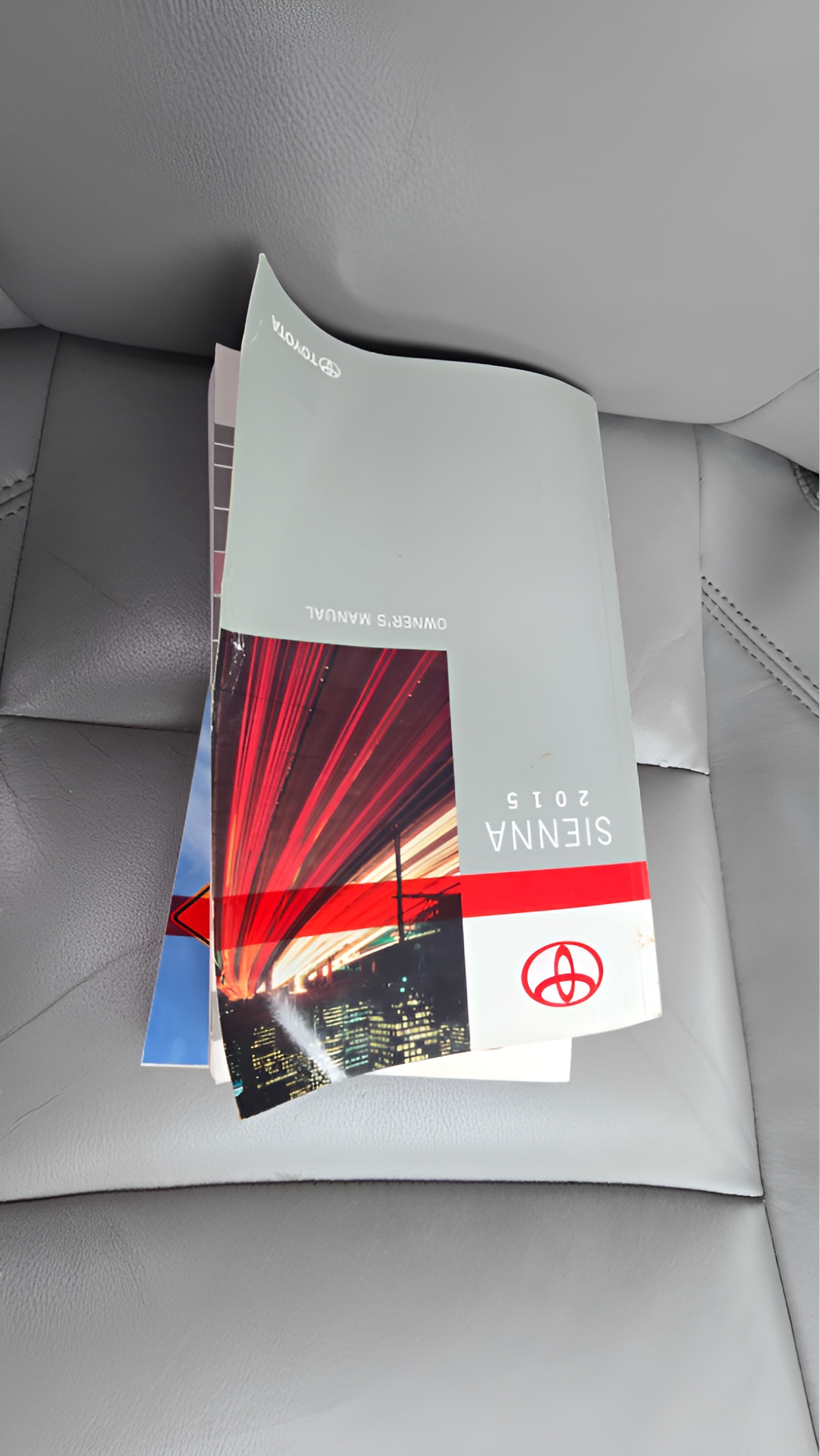 Toyota Sienna Limited AWD 7-Passenger V6 2015