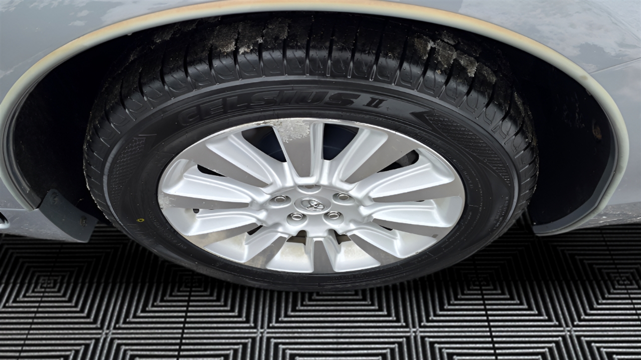 Toyota Sienna Limited AWD 7-Passenger V6 2015