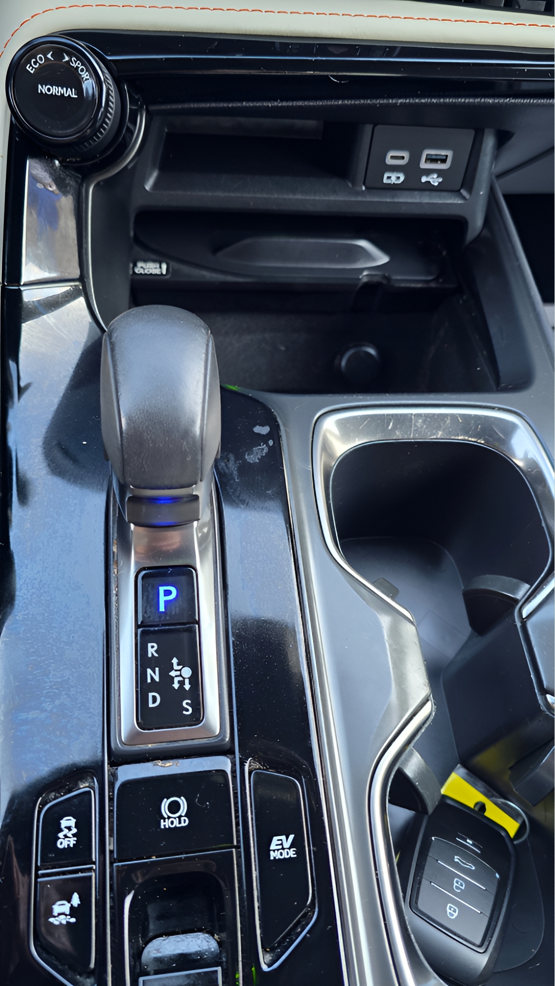 Lexus NX 350h Premium 2022