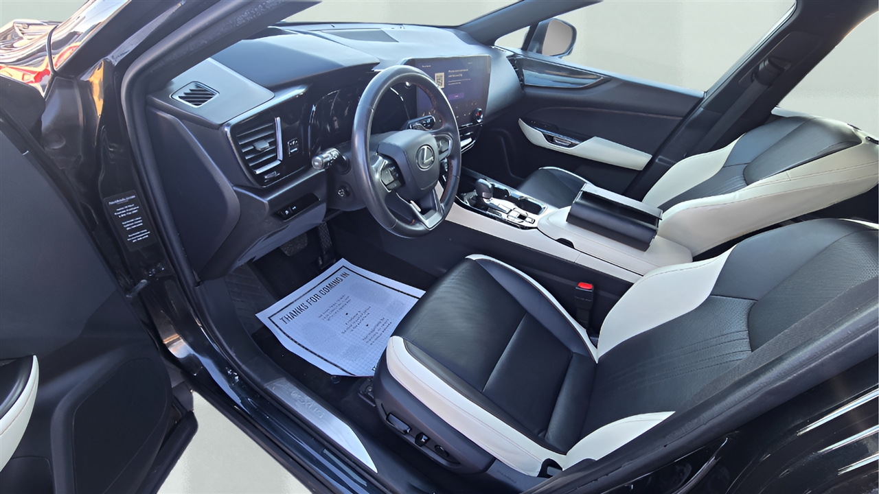 Lexus NX 350h Premium 2022