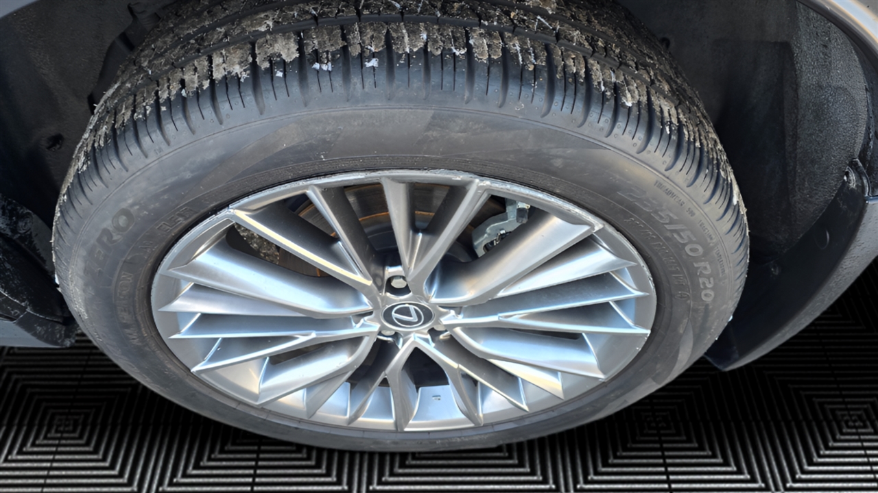 Lexus NX 350h Premium 2022