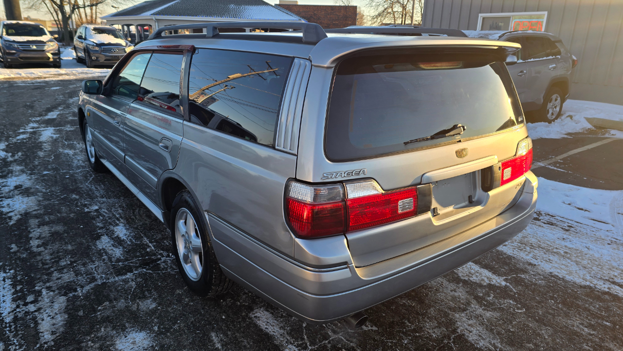 Nissan Stagea  1999