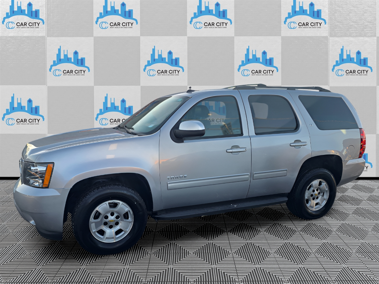 Chevrolet Tahoe LT 4WD 2013