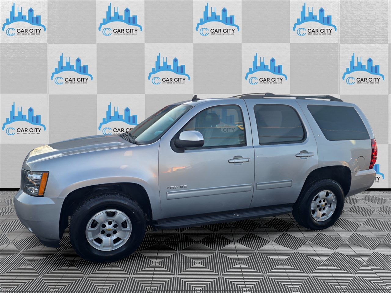 Chevrolet Tahoe LT 4WD 2013