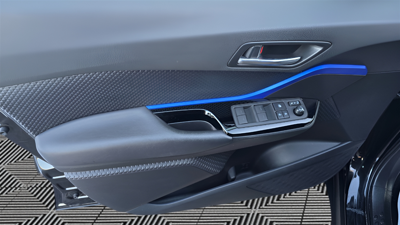 Toyota C-HR XLE 2020