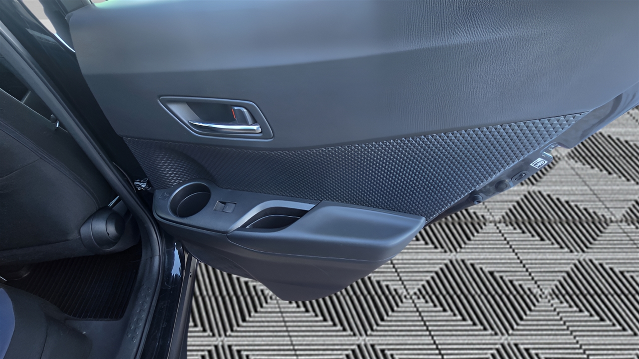 Toyota C-HR XLE 2020