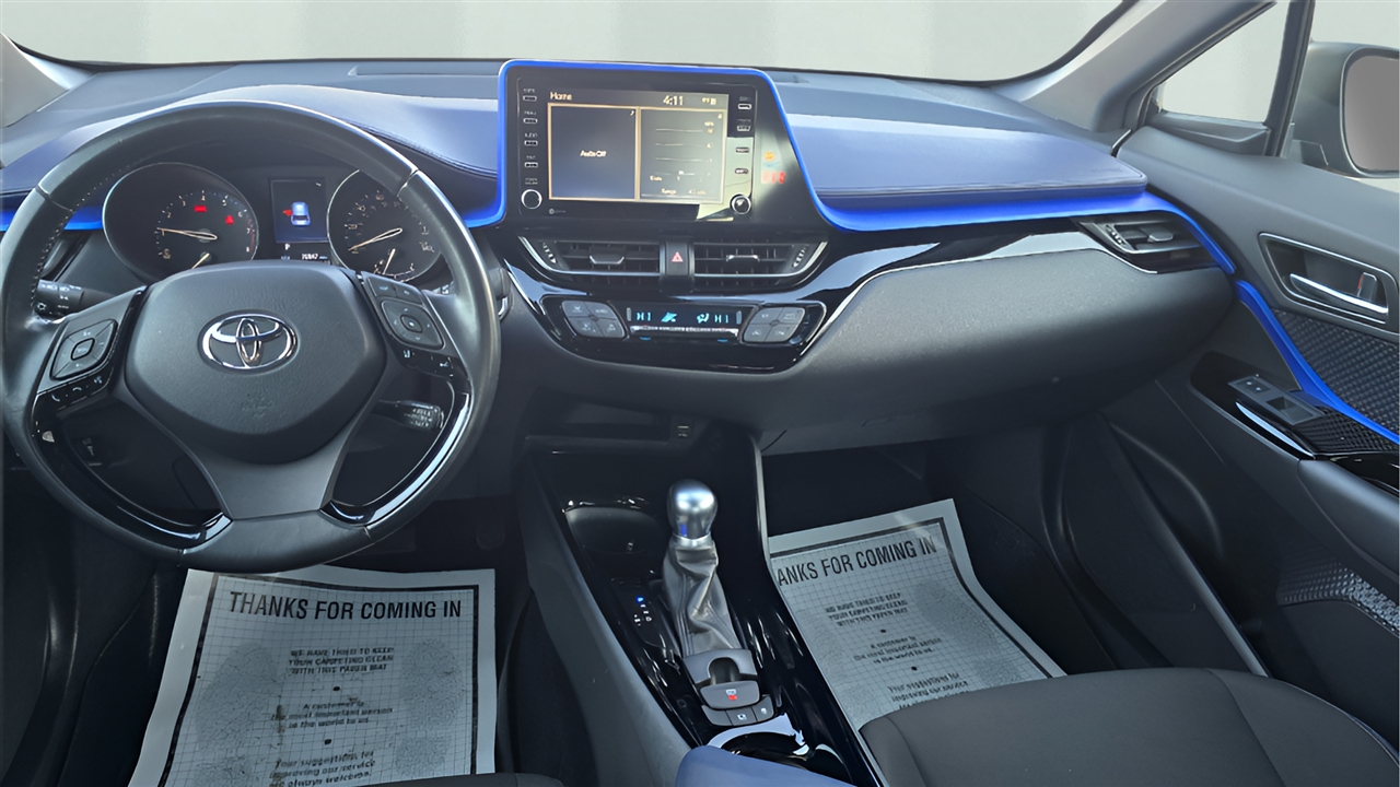 Toyota C-HR XLE 2020