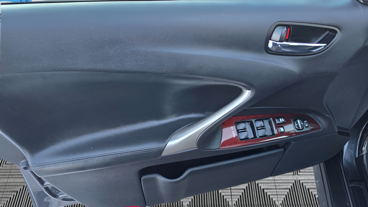 Lexus IS 250 RWD 2008