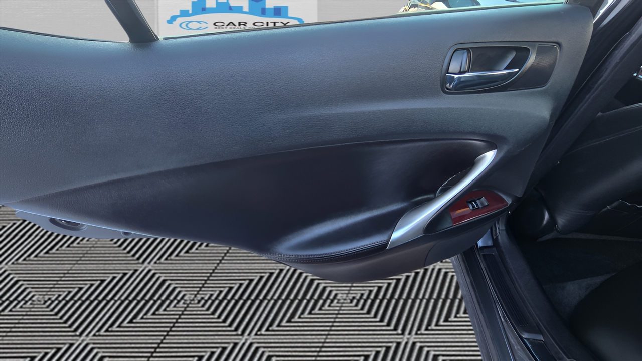 Lexus IS 250 RWD 2008