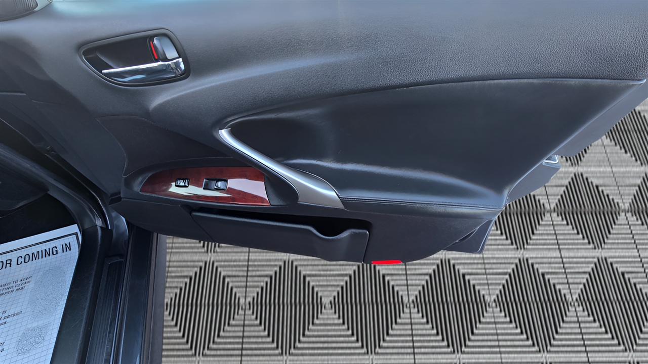 Lexus IS 250 RWD 2008