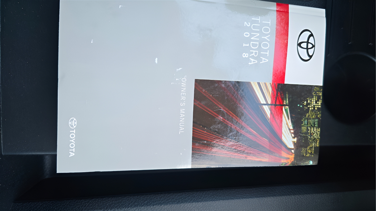 Toyota Tundra SR5 5.7L V8 Double Cab 4WD 2018