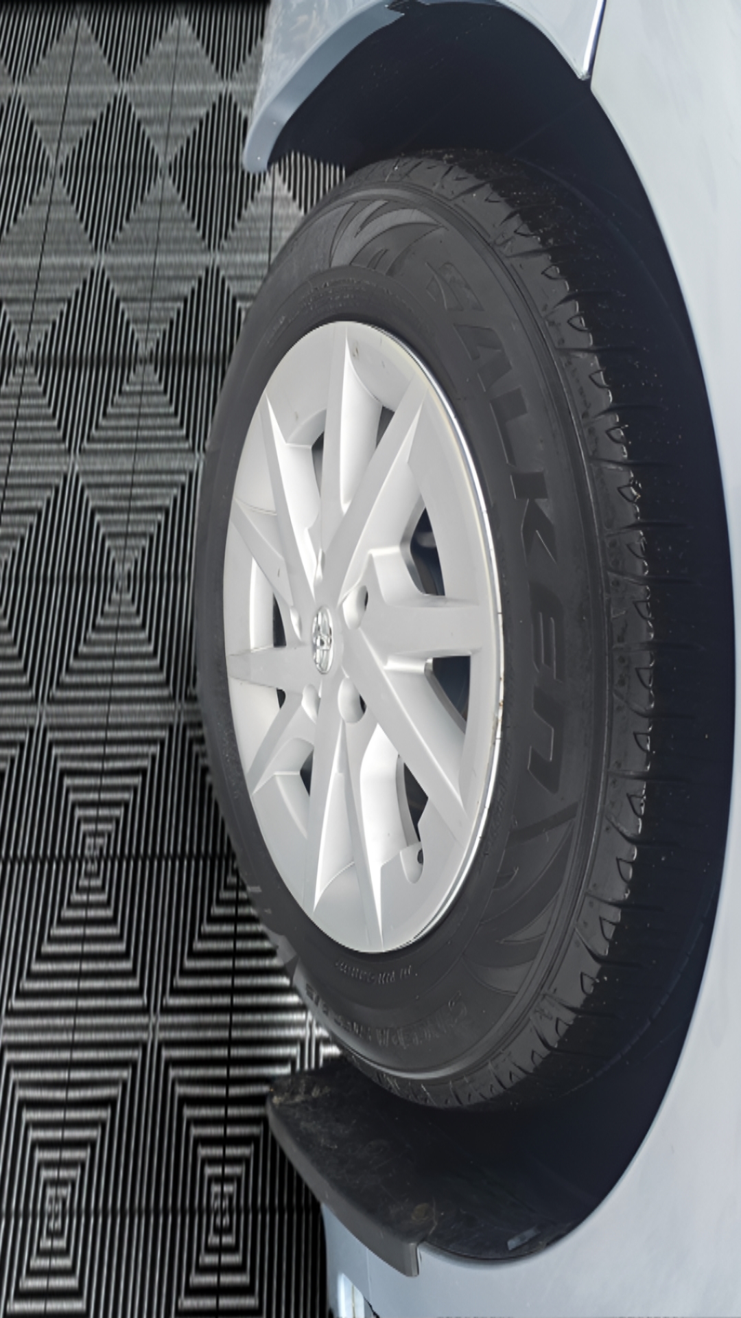 Toyota Prius V Three 2014