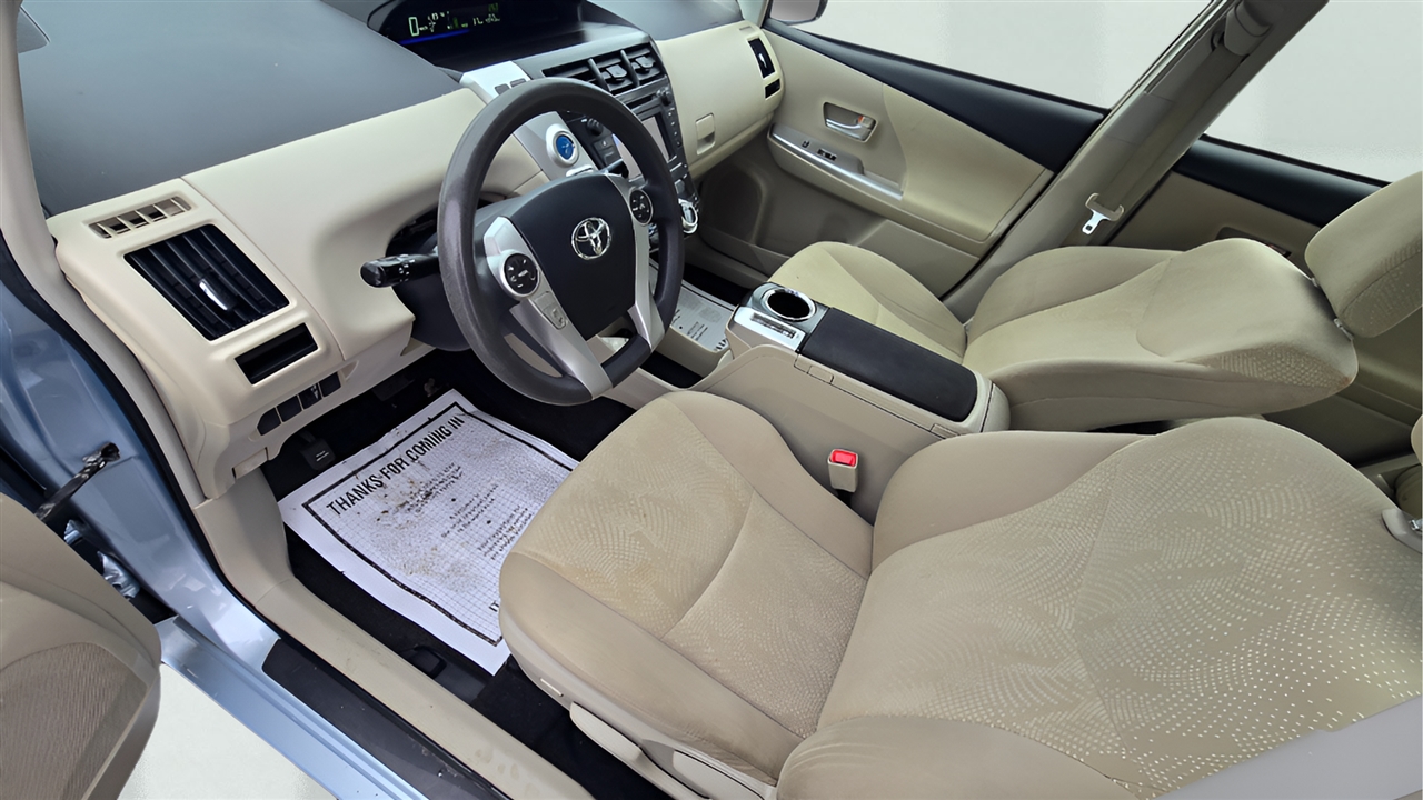 Toyota Prius V Three 2014