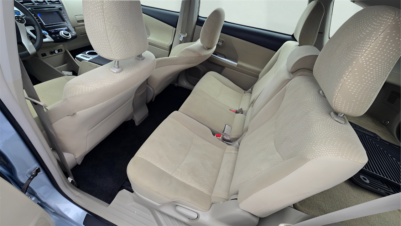 Toyota Prius V Three 2014