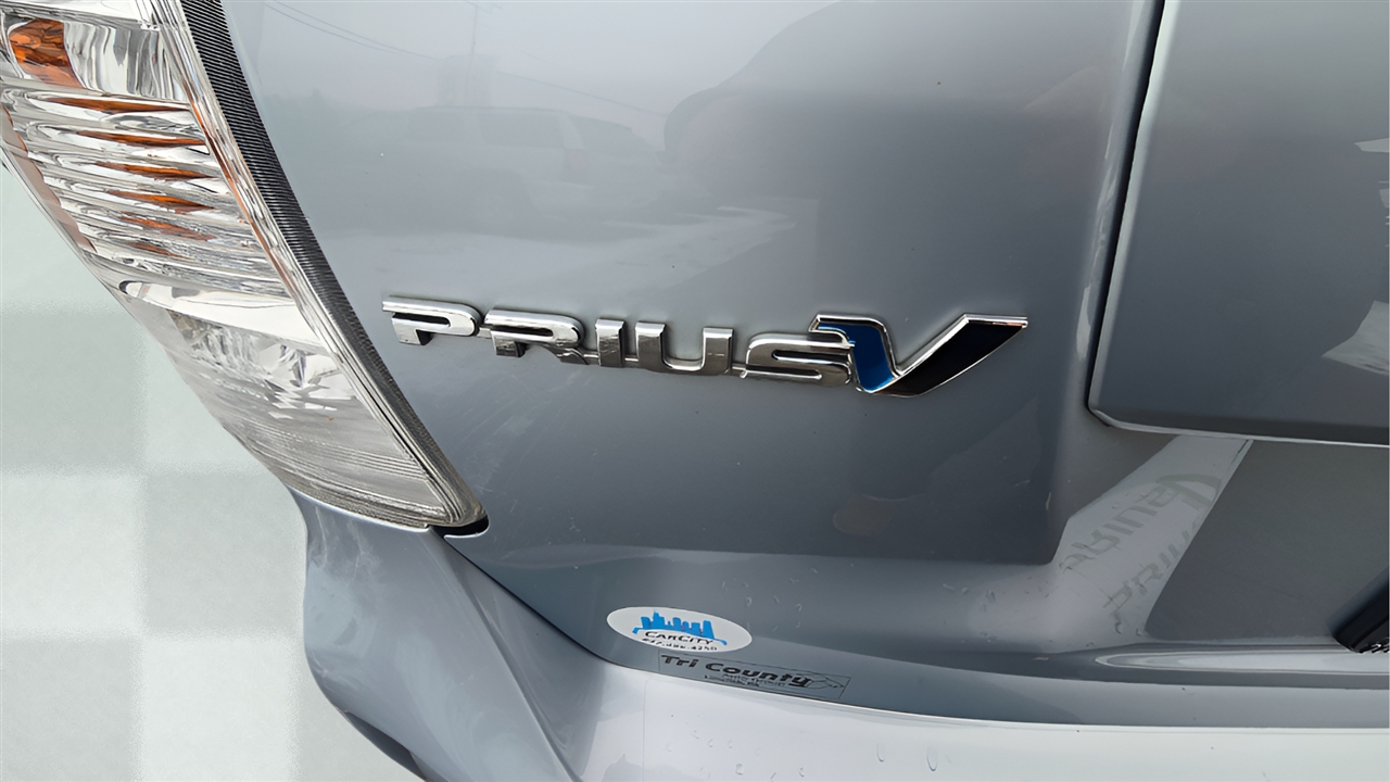 Toyota Prius V Three 2014