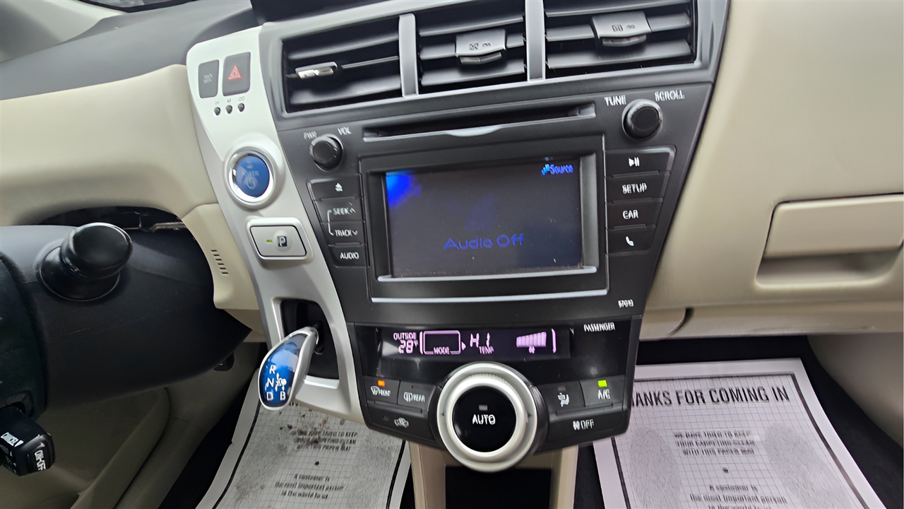 Toyota Prius V Three 2014