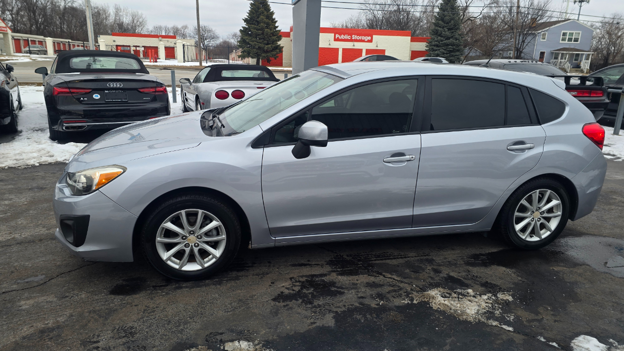 Subaru Impreza 2.0i Premium 5-Door w/All Weather Package 2014