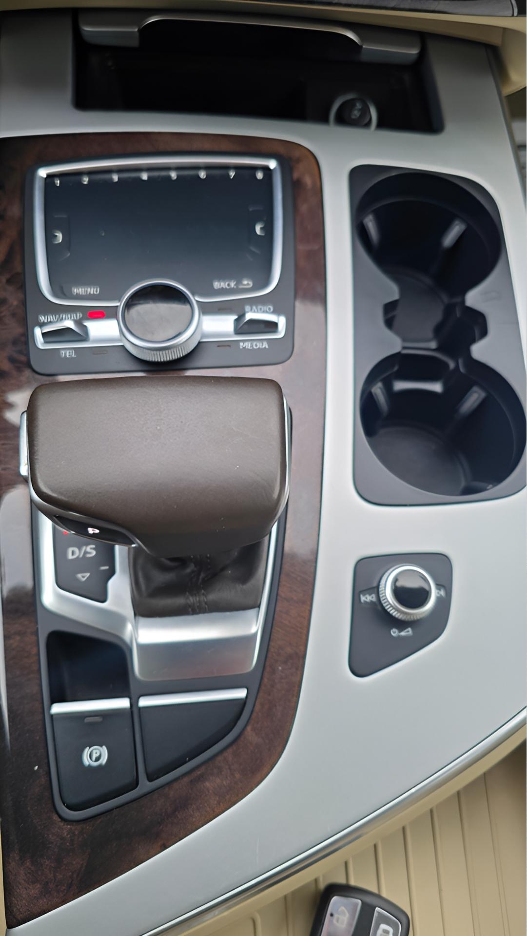 Audi Q7 2.0T Premium Plus quattro 2017