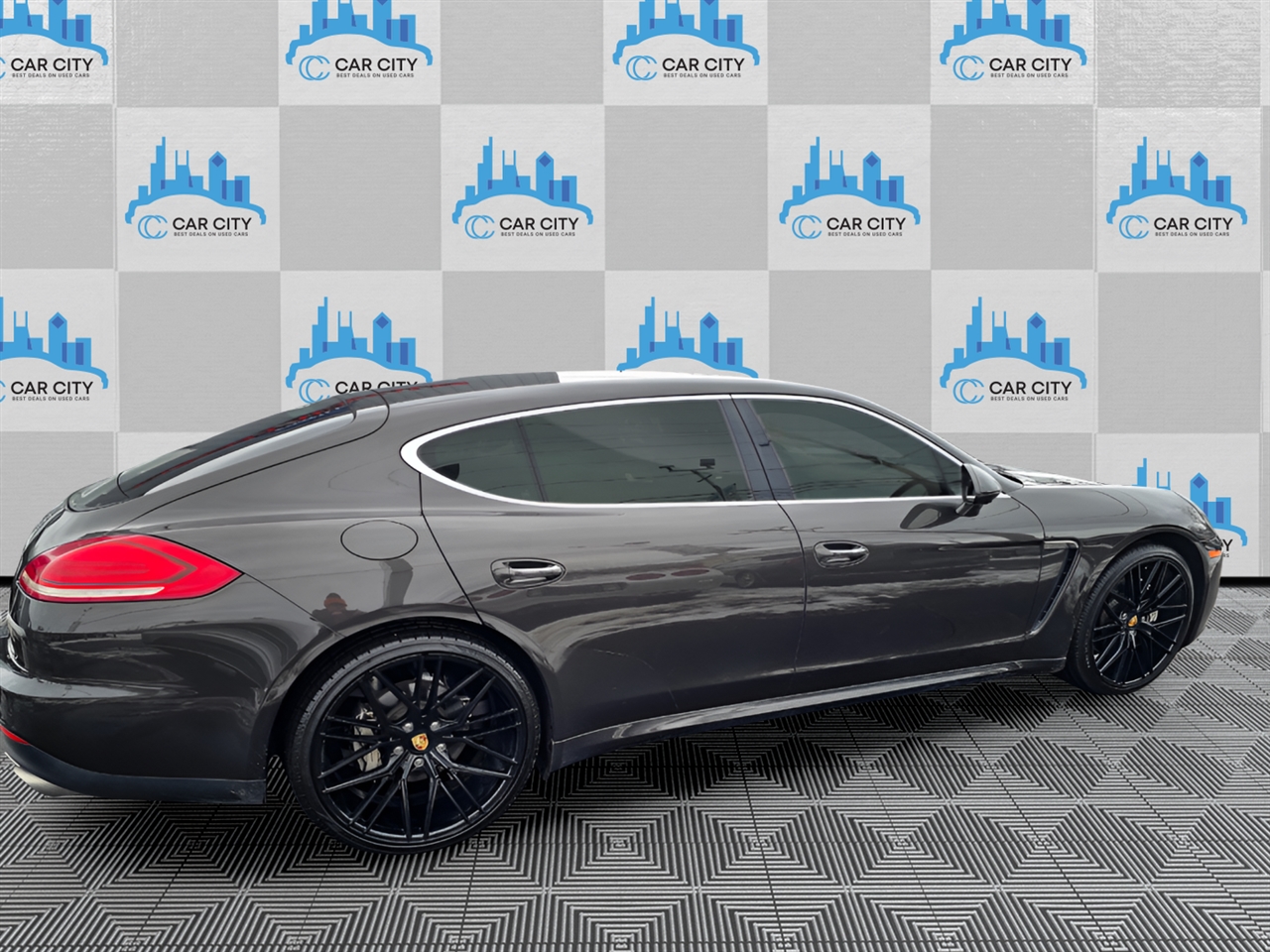 Porsche Panamera 4S Executive 2014
