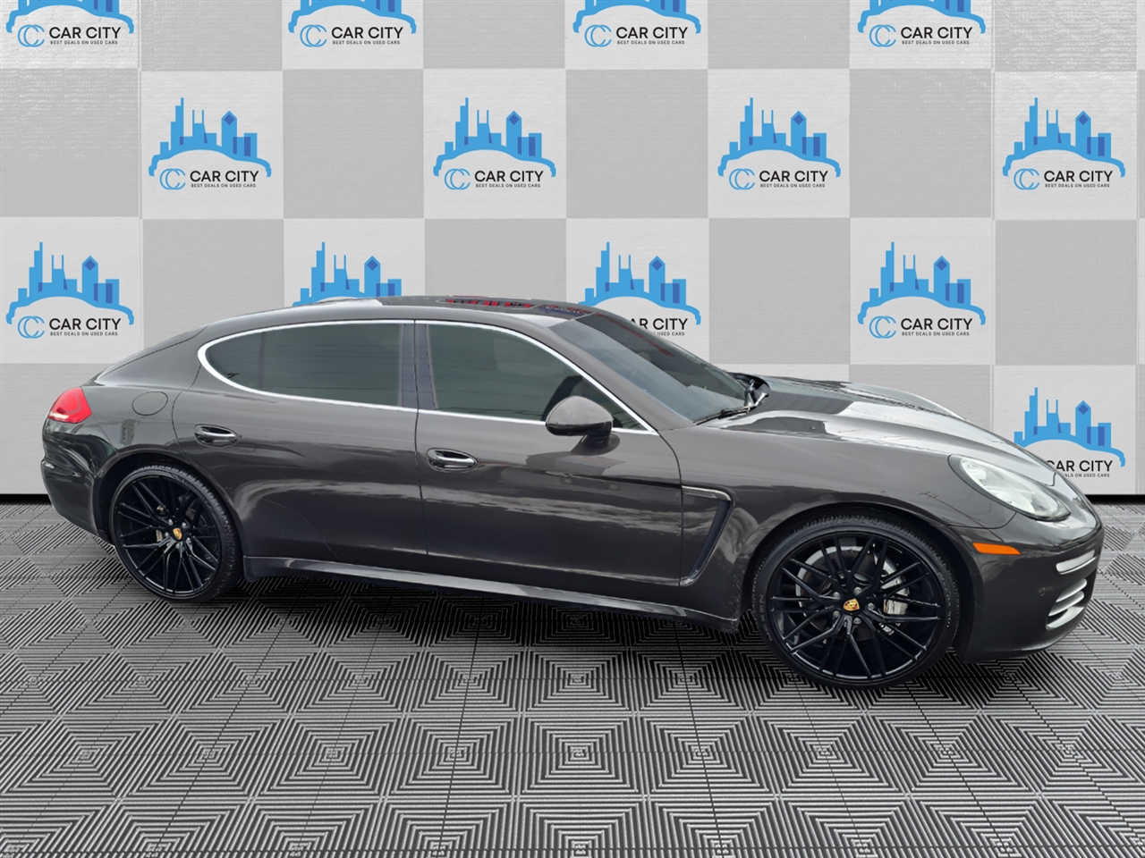 Porsche Panamera 4S Executive 2014