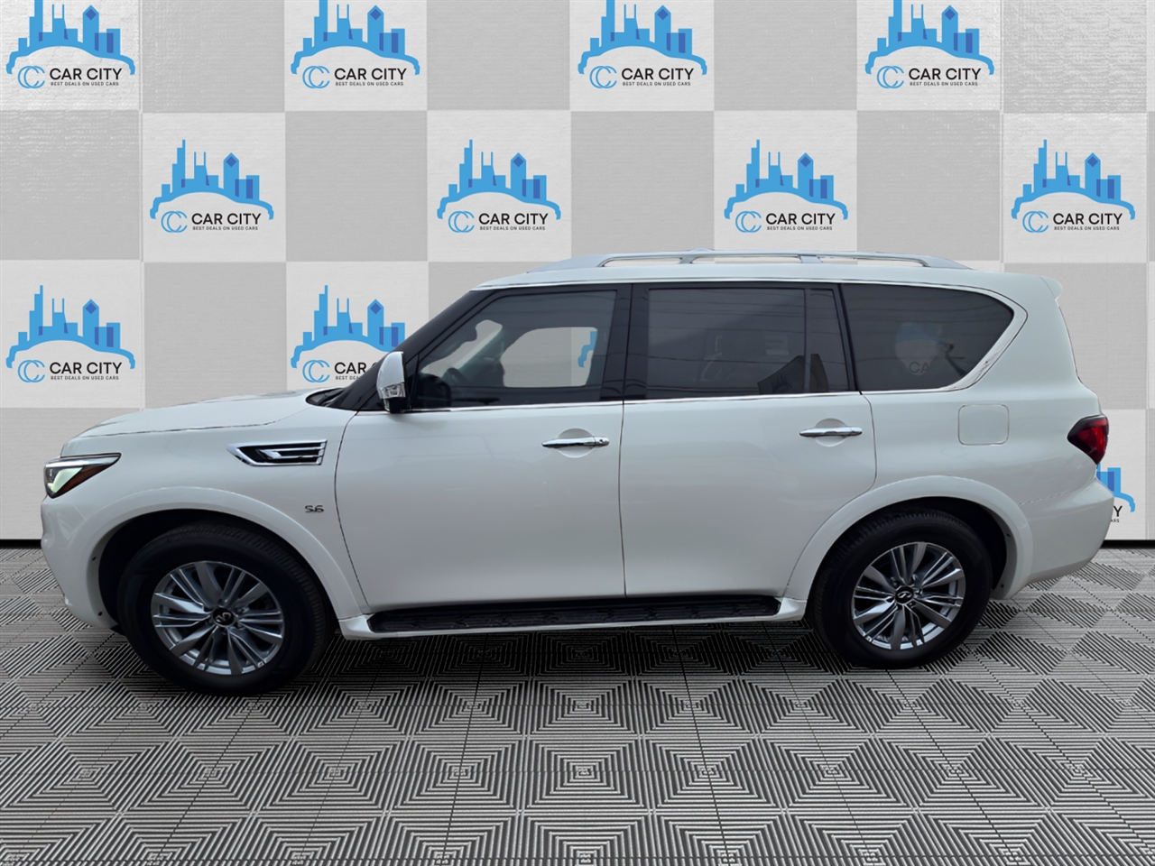 Infiniti QX80 Limited 4WD 2019