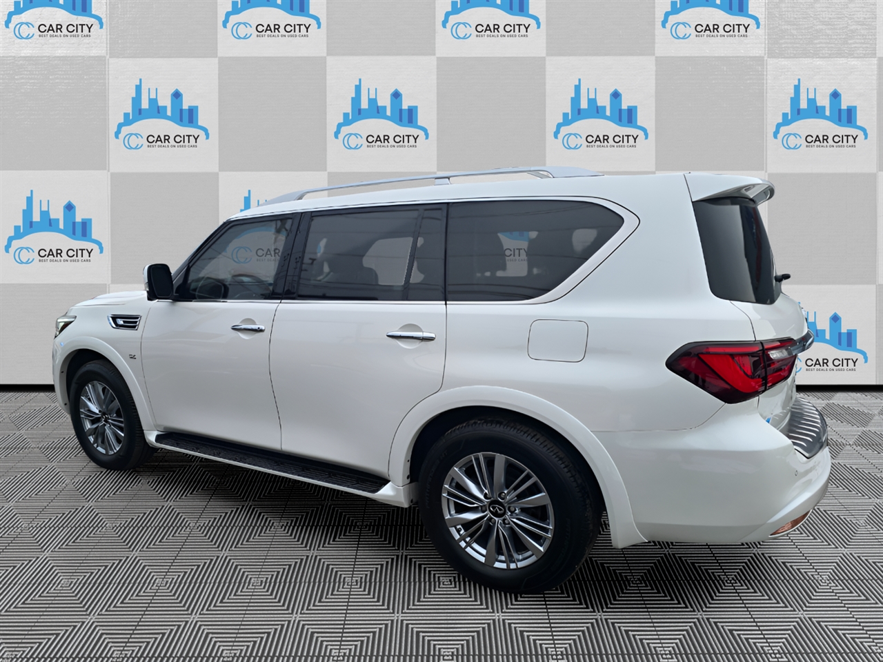 Infiniti QX80 Limited 4WD 2019