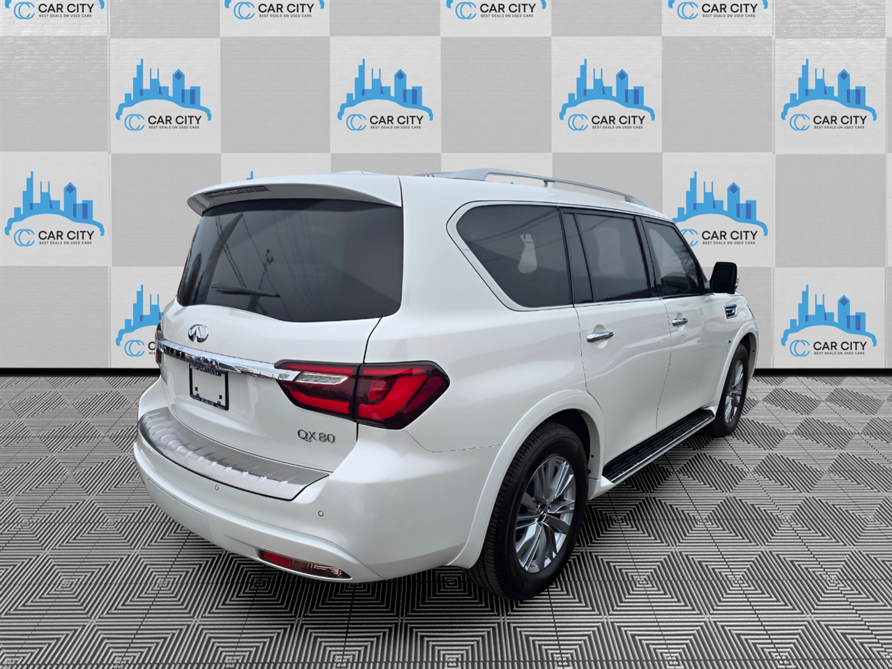 Infiniti QX80 Limited 4WD 2019