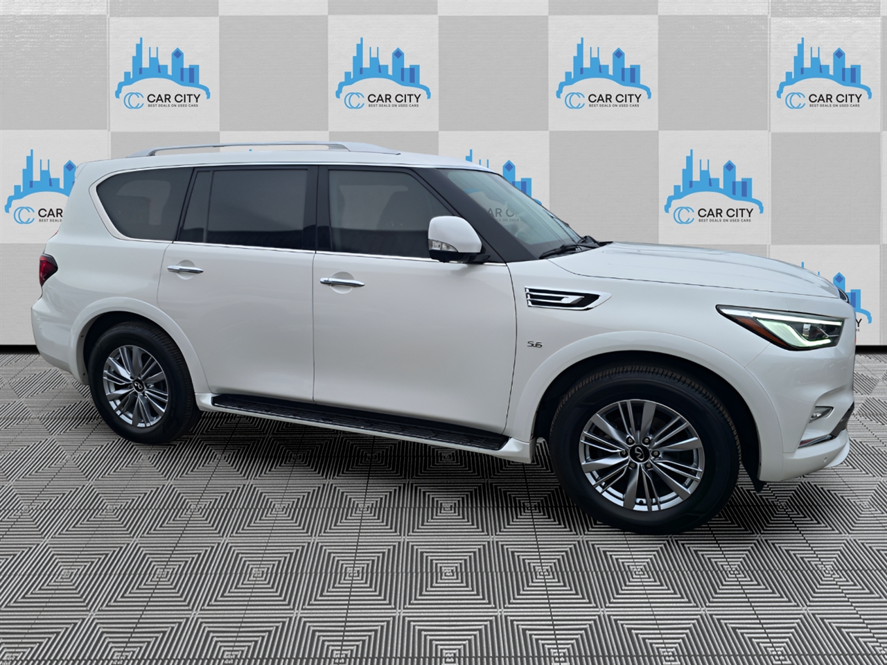 Infiniti QX80 Limited 4WD 2019