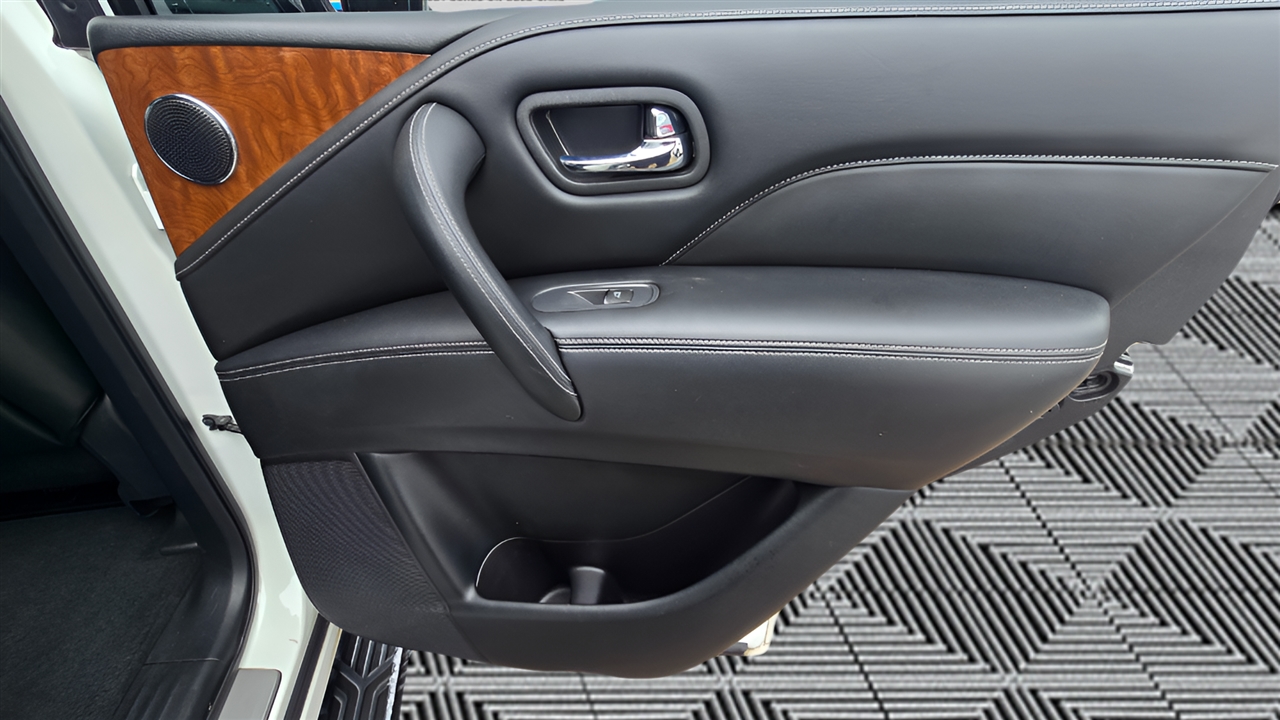 Infiniti QX80 Limited 4WD 2019