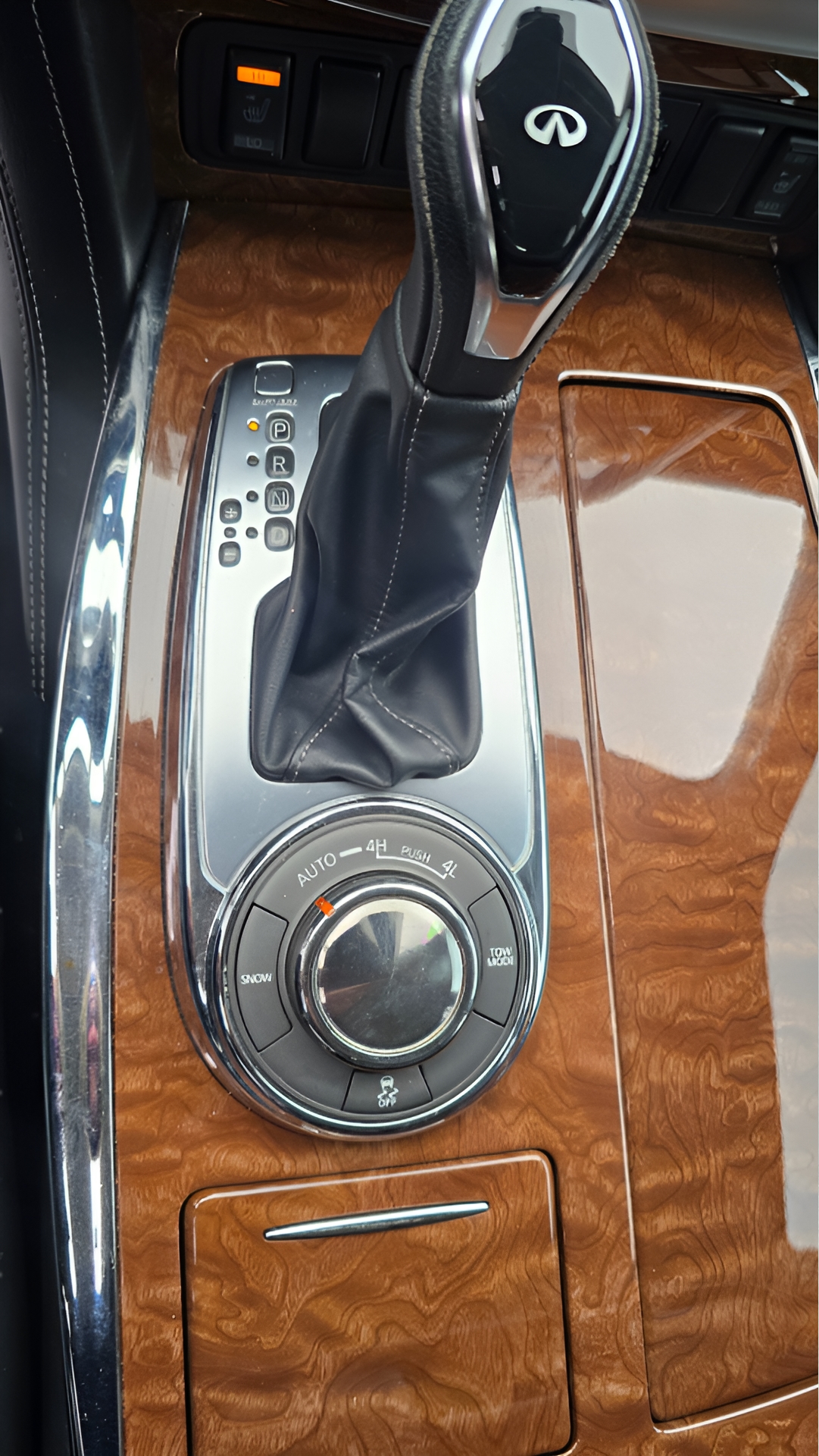 Infiniti QX80 Limited 4WD 2019