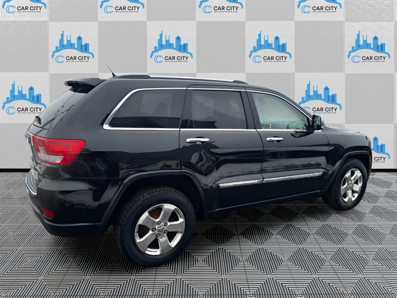 Jeep Grand Cherokee Limited 4WD 2013