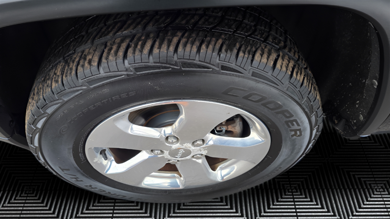 Jeep Grand Cherokee Limited 4WD 2013