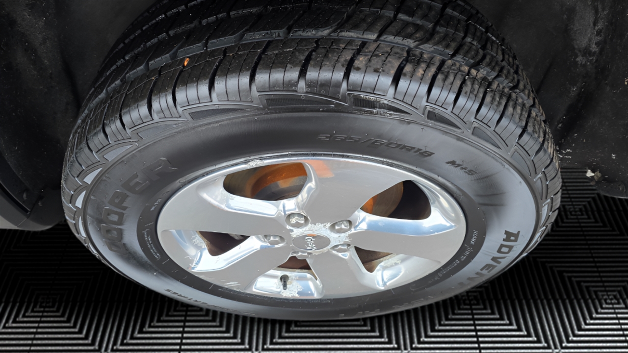 Jeep Grand Cherokee Limited 4WD 2013