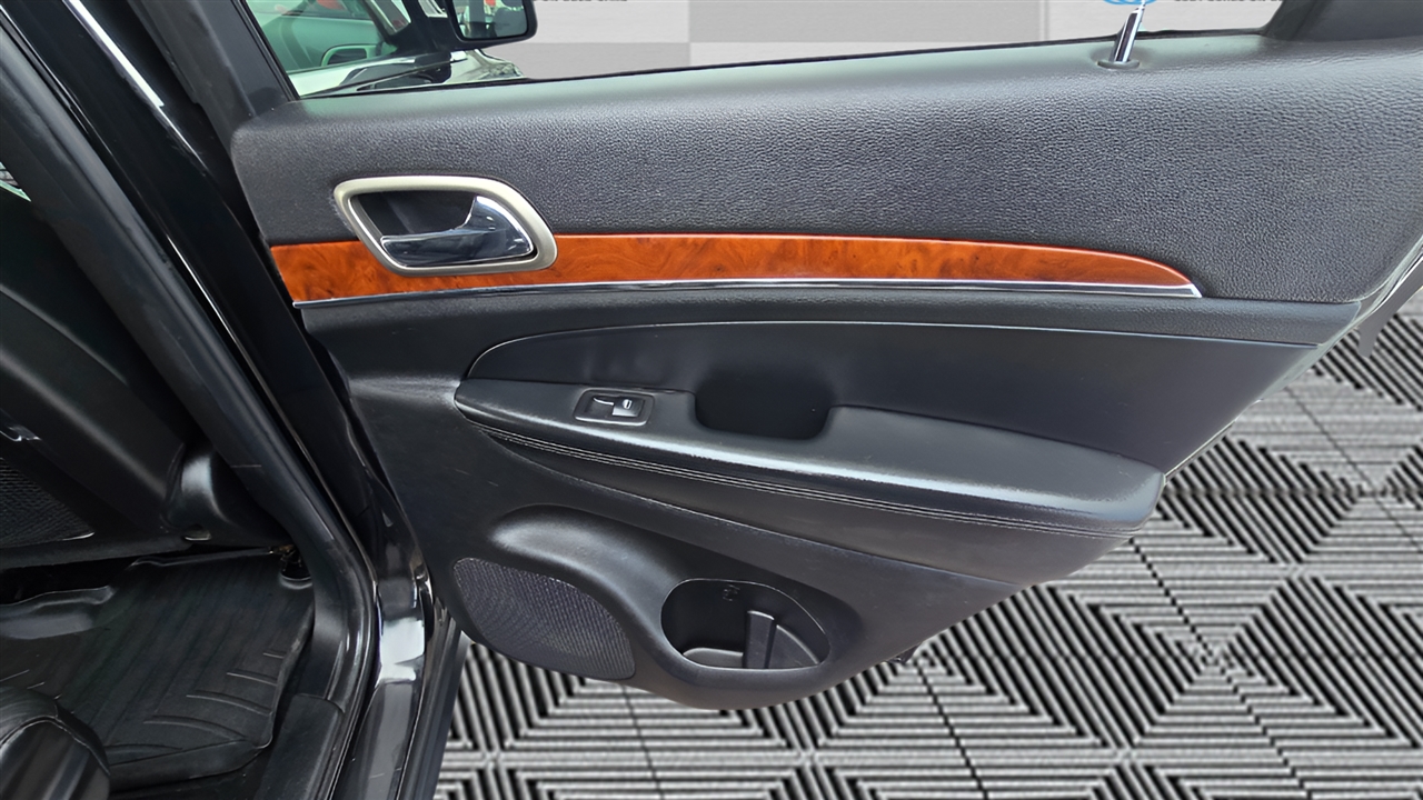 Jeep Grand Cherokee Limited 4WD 2013