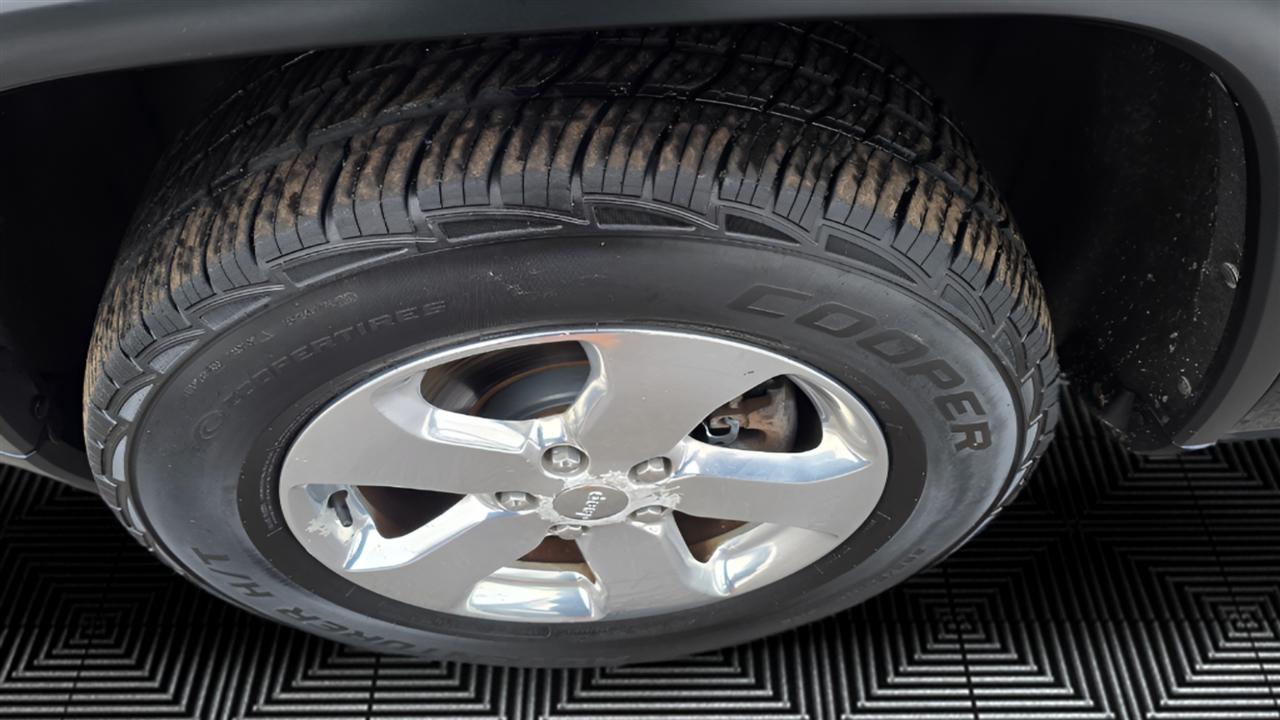 Jeep Grand Cherokee Limited 4WD 2013