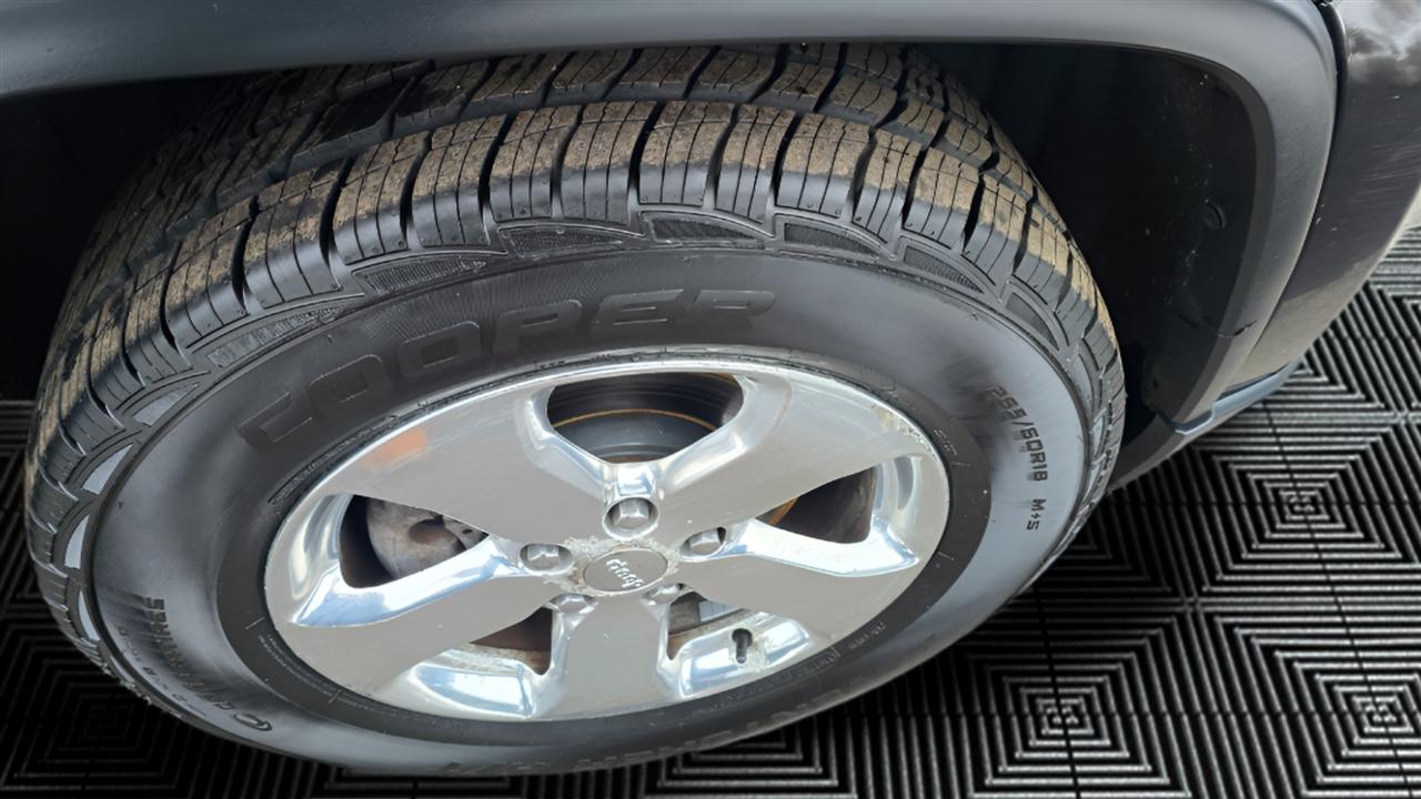 Jeep Grand Cherokee Limited 4WD 2013