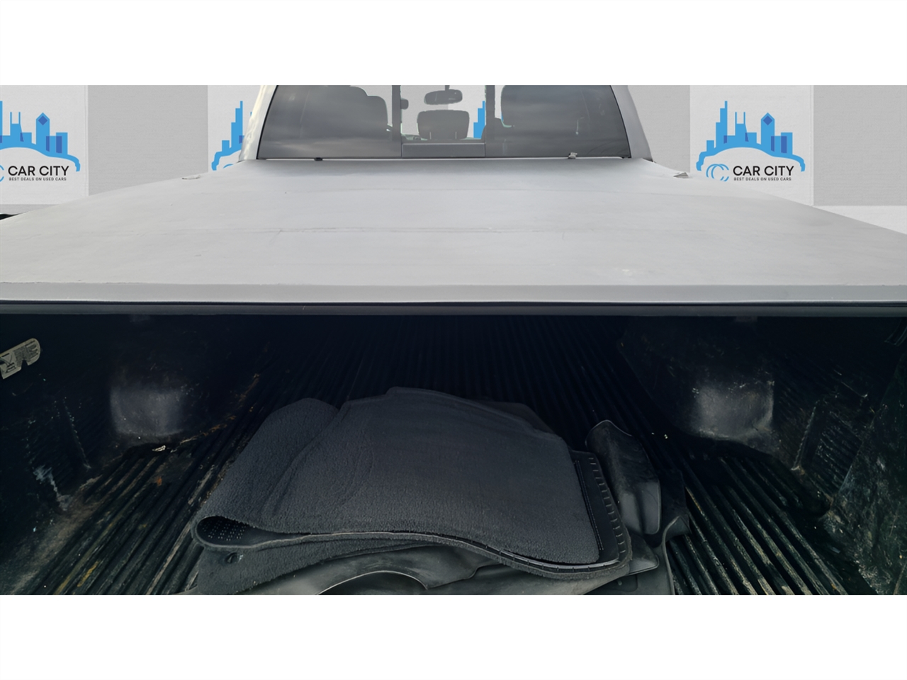 Toyota Tundra SR5 4.6L V8 Double Cab 4WD 2016