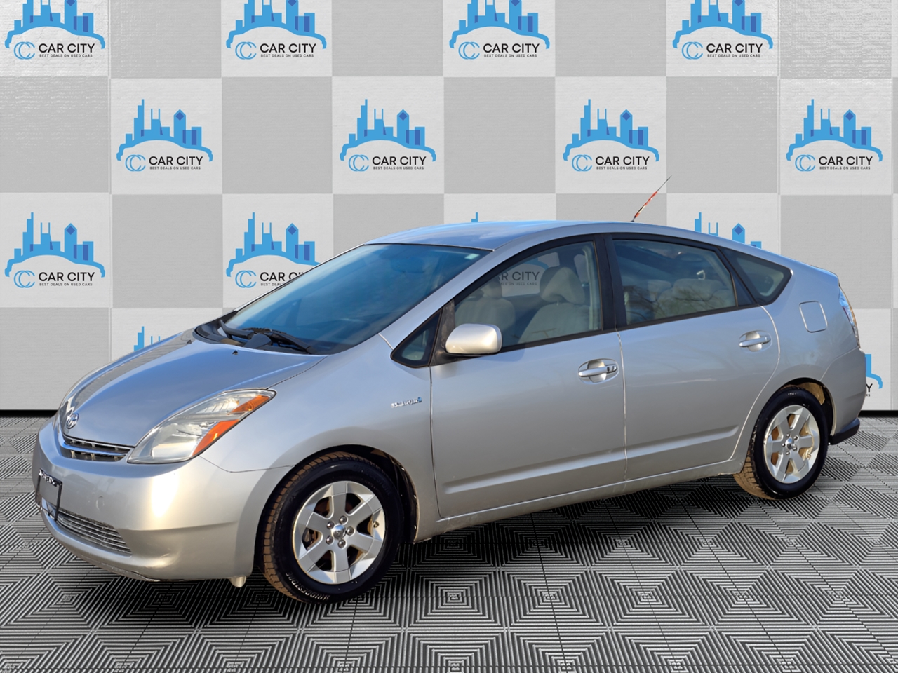 Toyota Prius 4-Door Liftback 2006